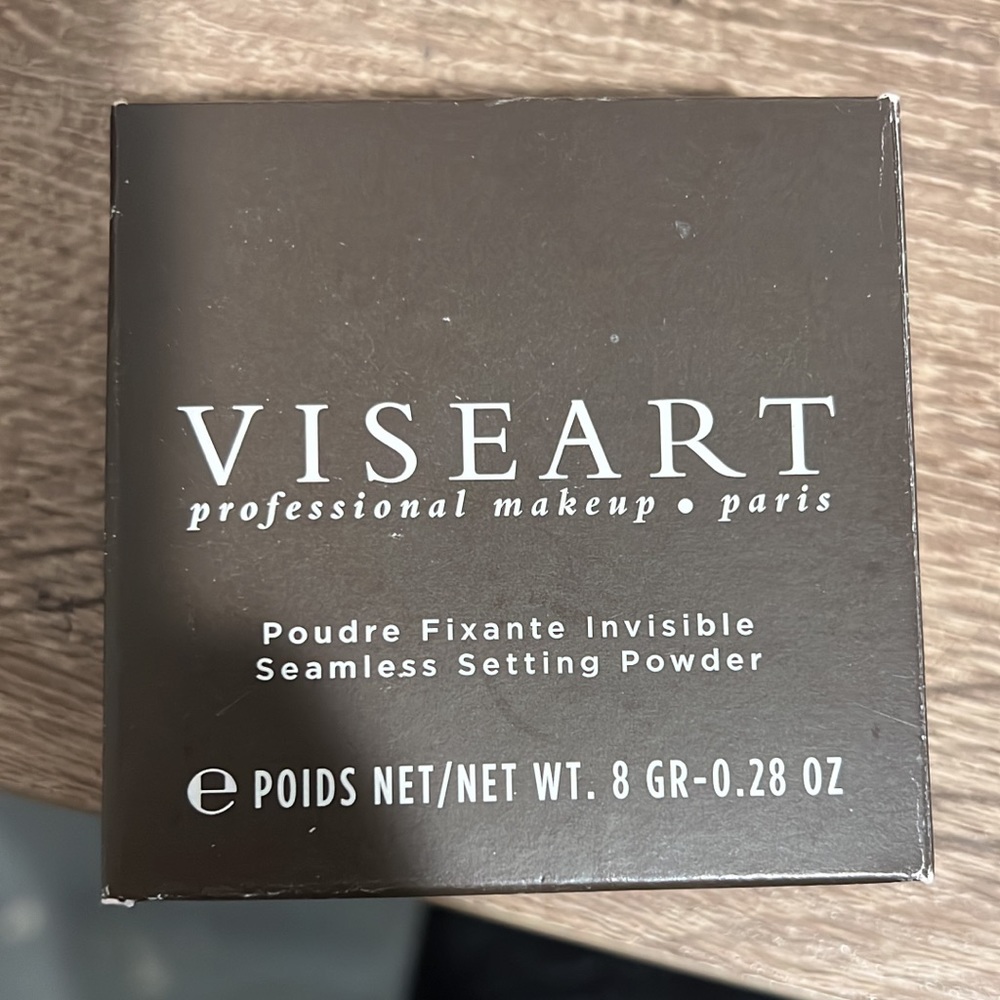 Viseart seamless setting powder - new in box